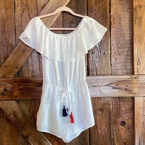 White romper with open back (small)